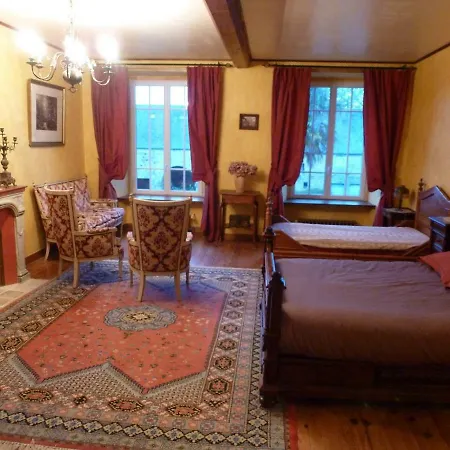 Le Manoir De Savigny