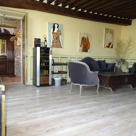 Le Manoir De Savigny Valognes