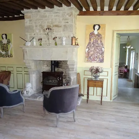 Le Manoir De Savigny *